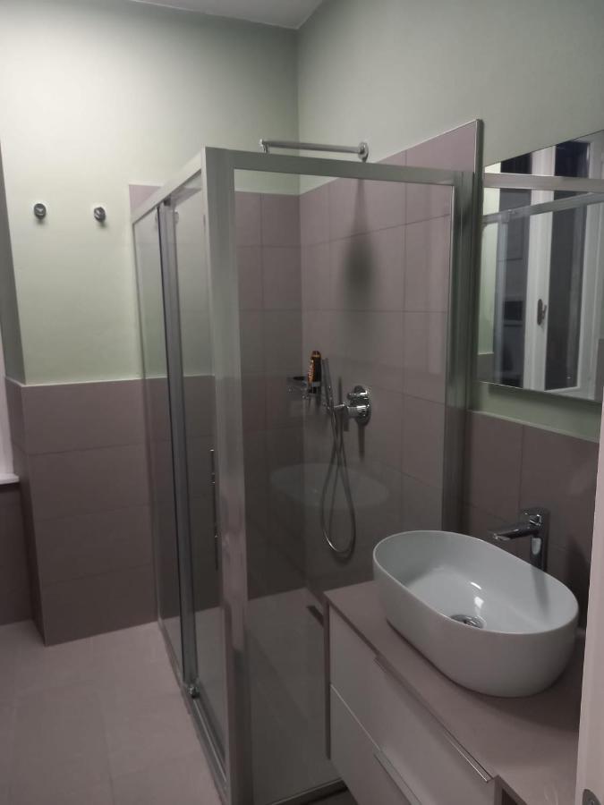 Suite Apartment San Lazzaro Бергамо Екстериор снимка
