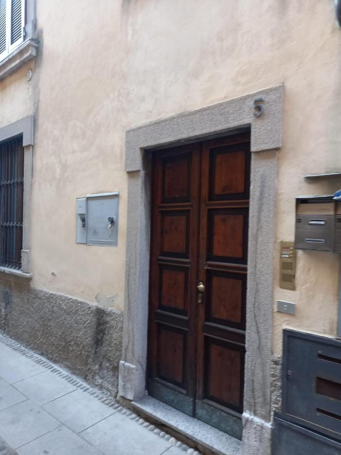 Suite Apartment San Lazzaro Бергамо Екстериор снимка